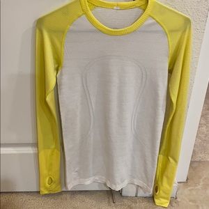 Lululemon Swiftly Tech Long Sleeve Crew